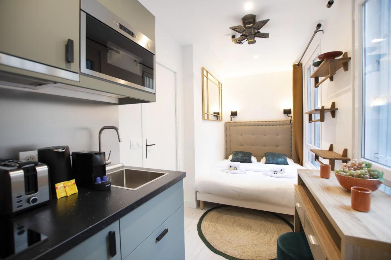Guestready - Studio With Jacuzzi In The 10 Th Apartamento Paris Exterior foto