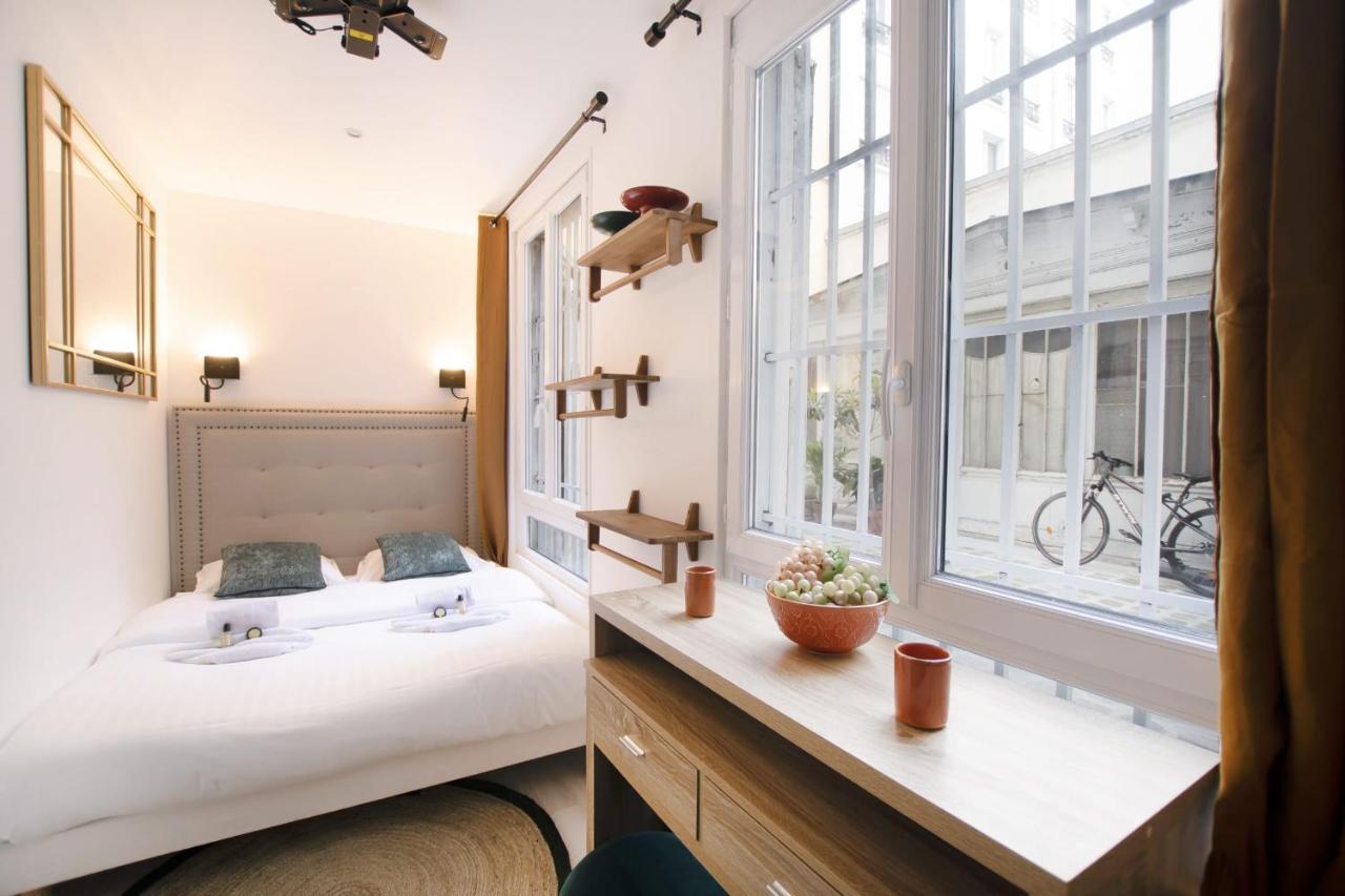 Guestready - Studio With Jacuzzi In The 10 Th Apartamento Paris Exterior foto