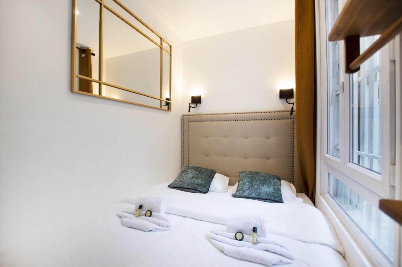 Guestready - Studio With Jacuzzi In The 10 Th Apartamento Paris Exterior foto